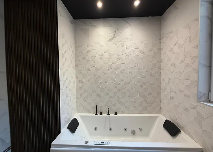 Lägenhet Marguerite - Haussmannien Chic Hyper Centre *